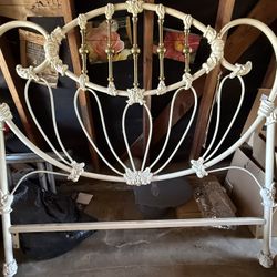 $25 White/Gold Metal Headboard -93113 Area