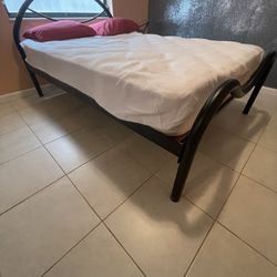 Full Size Bed With Night Table