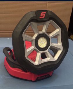 Snap-on Tools CTLFD8850A 3500LM Cordless Light. Floor light