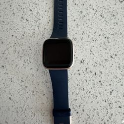 Fitbit Versa 2