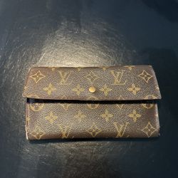 Women’s  Louis Vuitton Wallet 