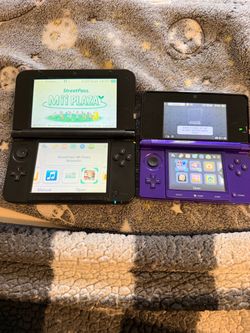 Purple 3ds (good condition) and black 3ds xl with screen problems