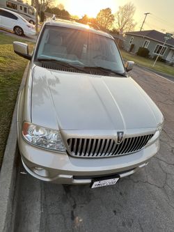 2004 Lincoln Navigator