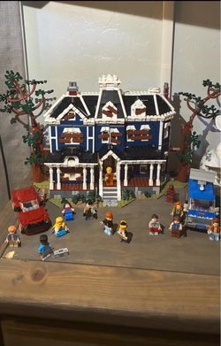 Lego Creel House fully complete