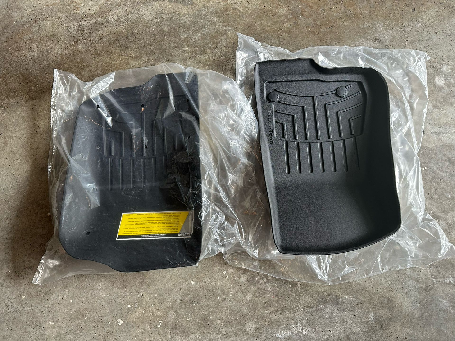 Jeep Wrangler Unlimited JL Front Driver + Passenger Weather Tech Mats