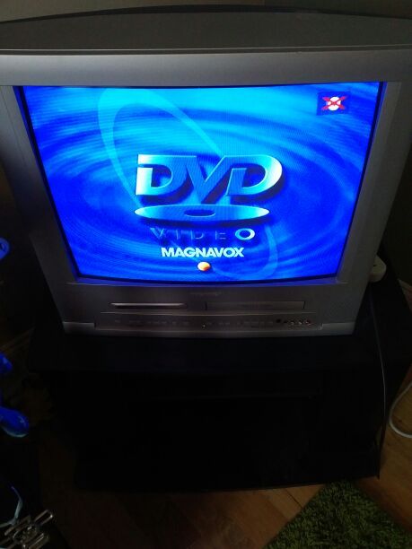 Magnavox 25" TV DVD VCR combo