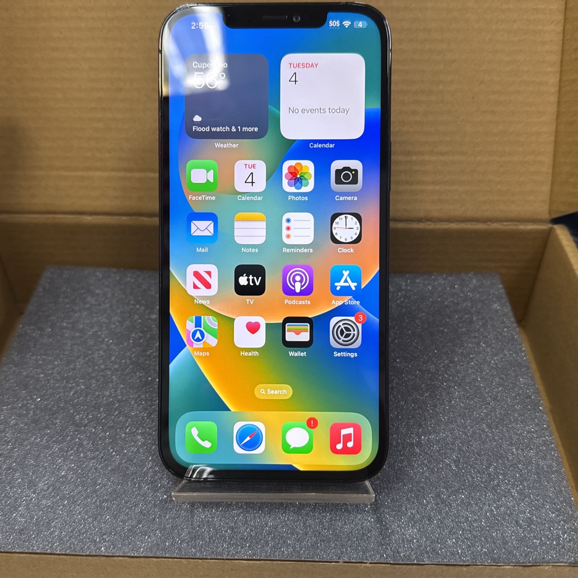 iPhone 12 Pro Max unlocked for all carrier 