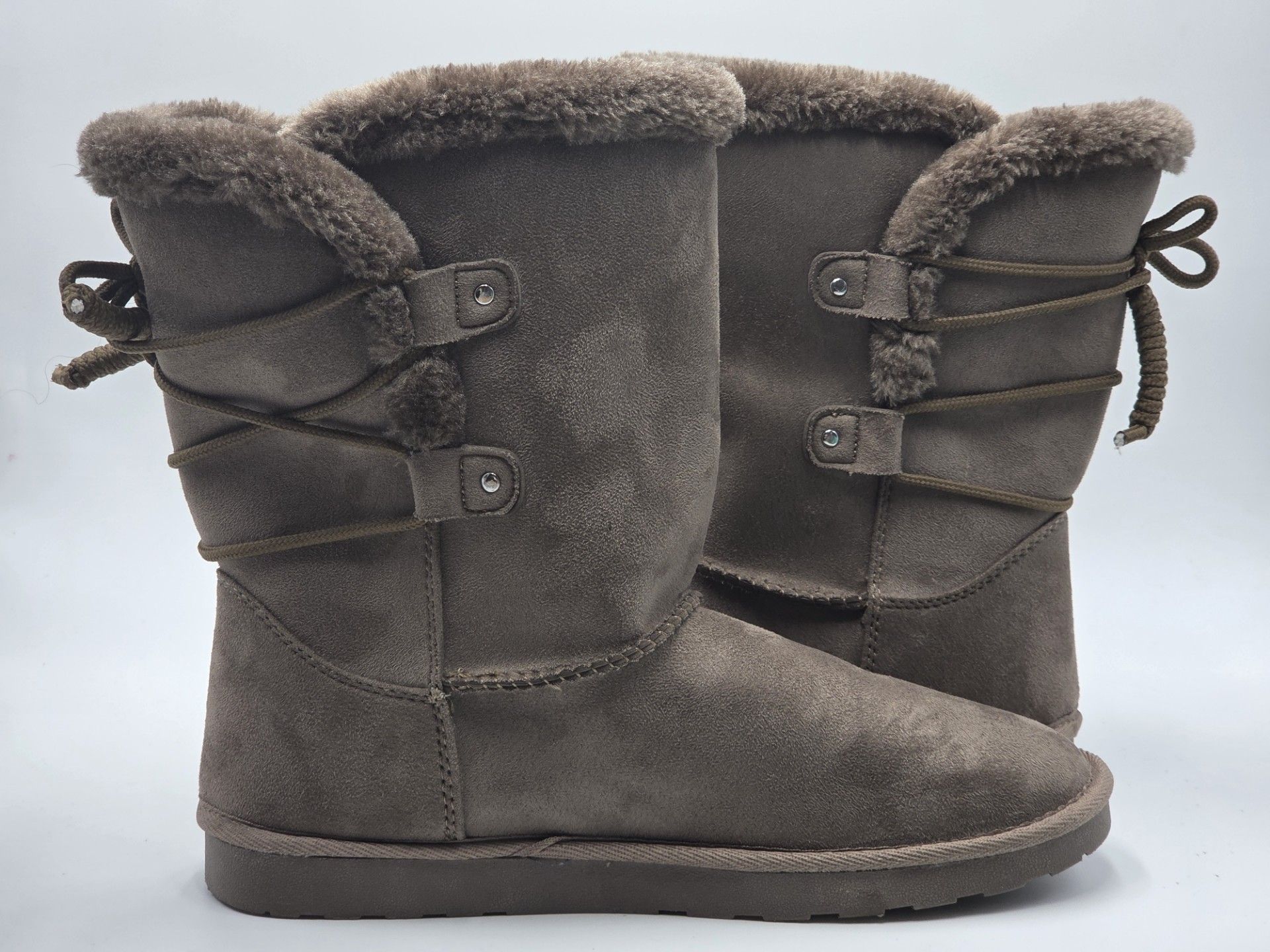 POP suede fur lined ankle boots woman size 10