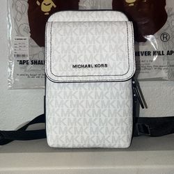Micheal kors satchel