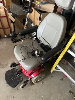 Jazzy Select Wheelchair