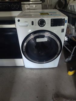 ( Like new) Frontload ge washer