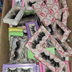 Box Of Over 100 Lashes For Resale Wholesale