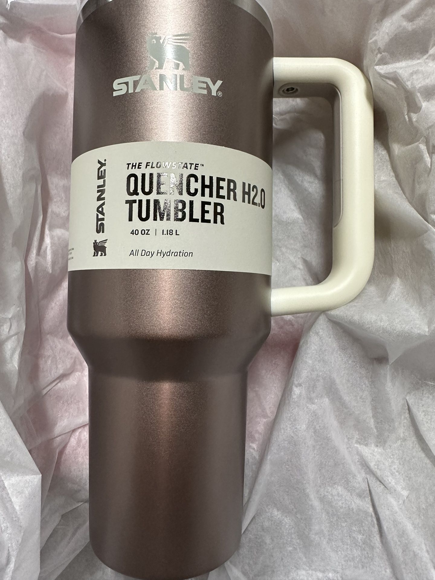 New Stanley 40 Oz Quencher Baby blue Color H2.0 Tumbler Cup With Straw for  Sale in Haslet, TX - OfferUp