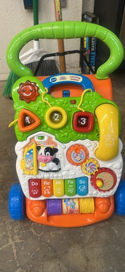 VTech Sit to Stand Walker