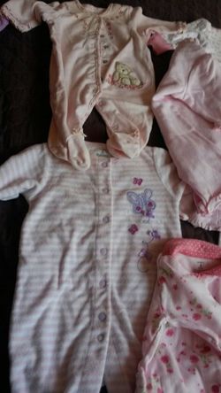 6. Pijamas para niña de 0 a 3 meses