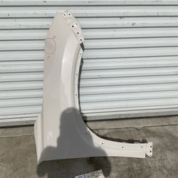 2020 2023 TOYOTA HIGHLANDER RIGHT SIDE FENDER OEM 