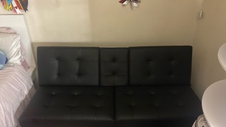 Black couch/ sofa bed