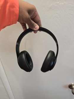 Beats Studio Pro