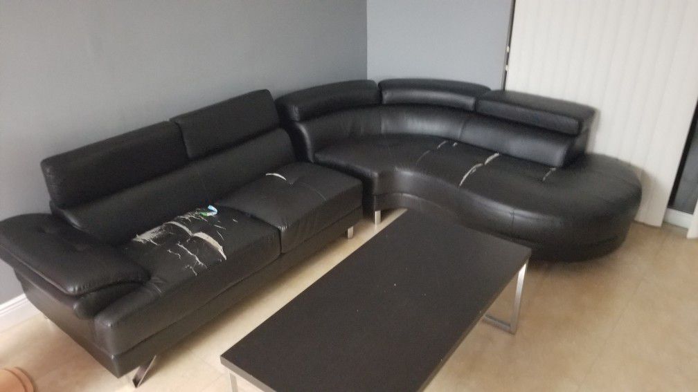 Free sofa and table