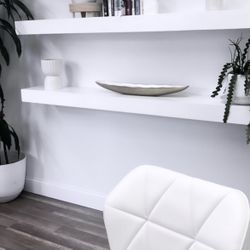 Floating shelves