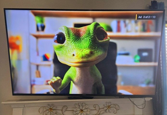 Samsung Smart UHD TV 70 Inches
