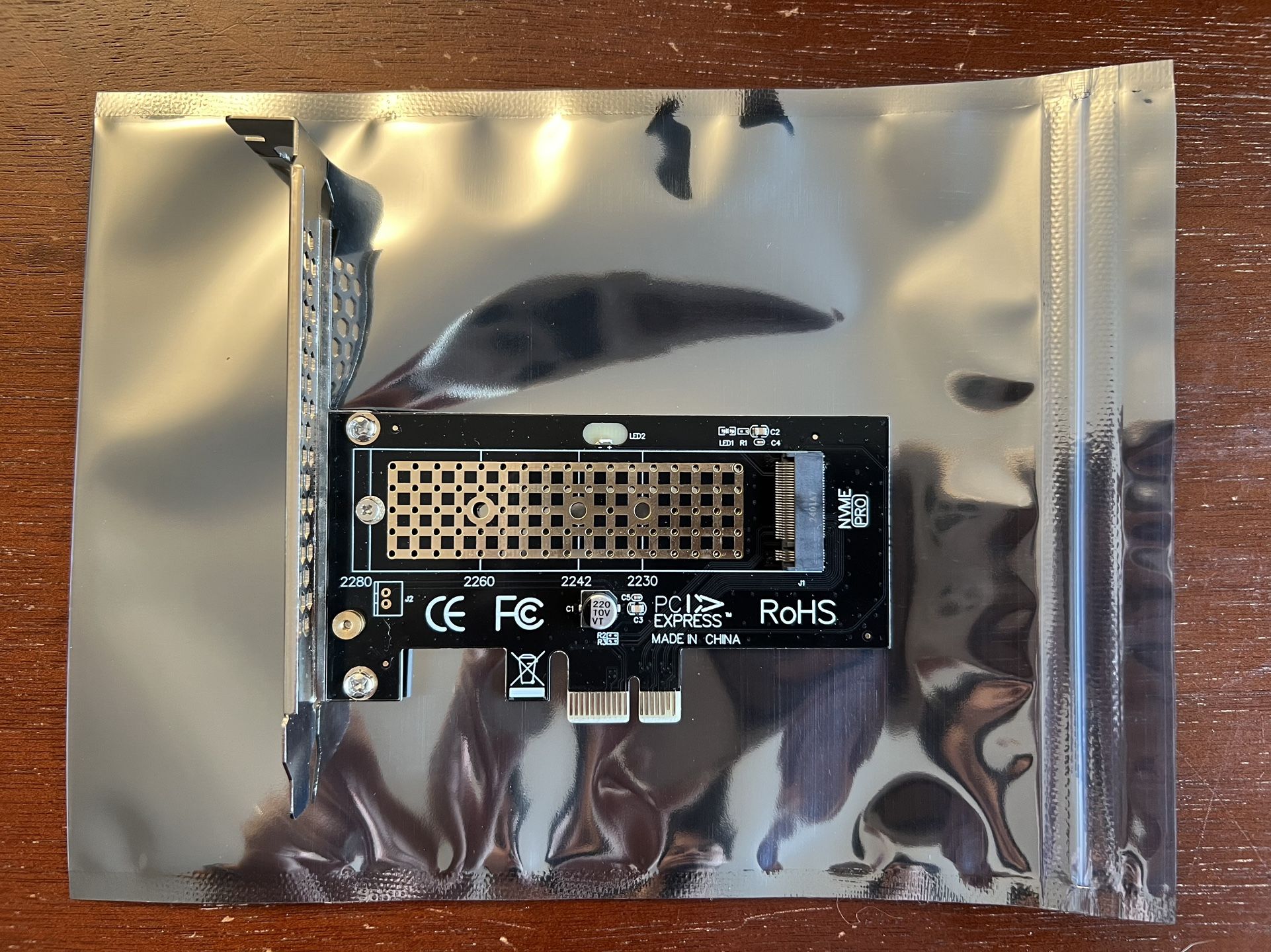 2.5G PCIe Network Adapter & M.2 NVMe to PCIe X1 Adapter