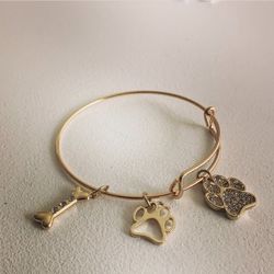 Dog Bangle Bracelet 🐾