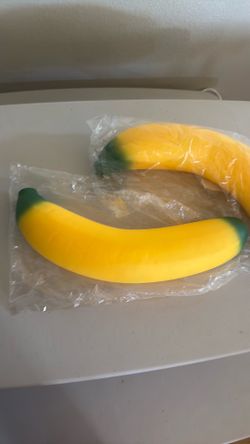 Jumbo banana squishy