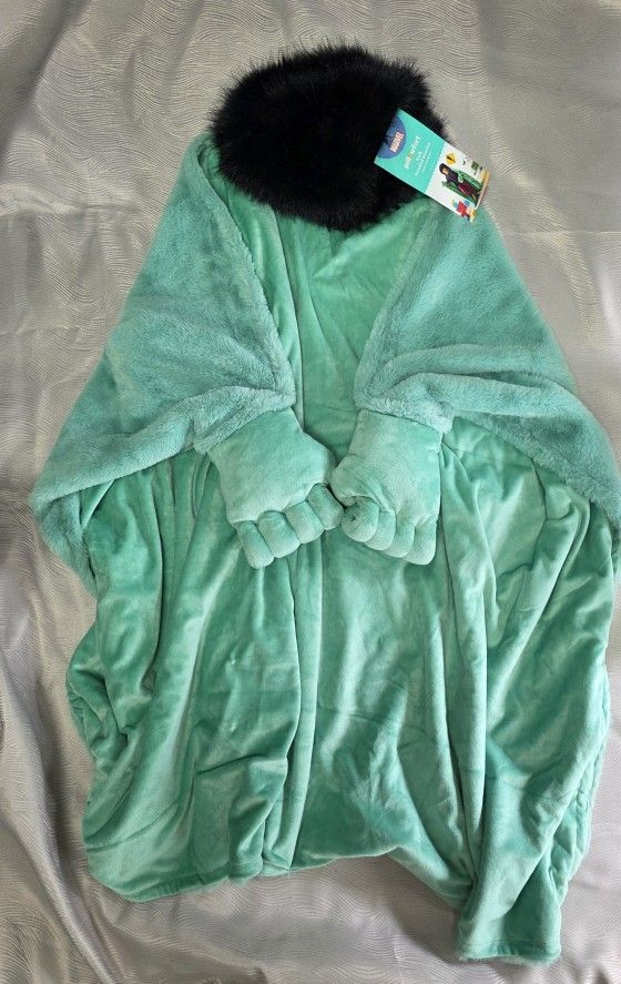 Marvel Hulk Kids Hooded Blanket The Marvel Collection