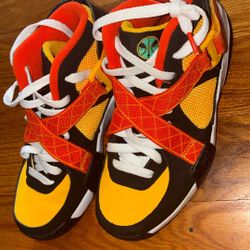 Nike Criss Cross Air Raid