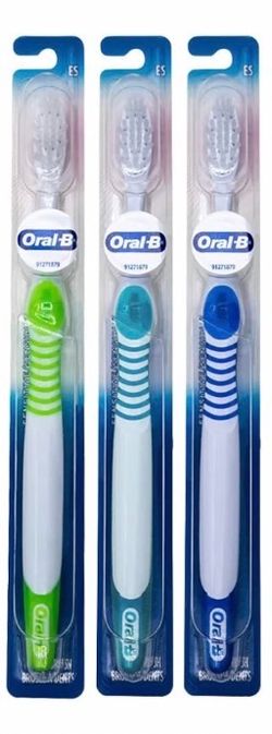 Oral-B complete sensitive toothbrush.Extra soft - pack of 3.