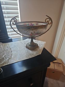 SEVRES STYLE PORCELAIN & BRONZE MOUNTED CENTERPIECE