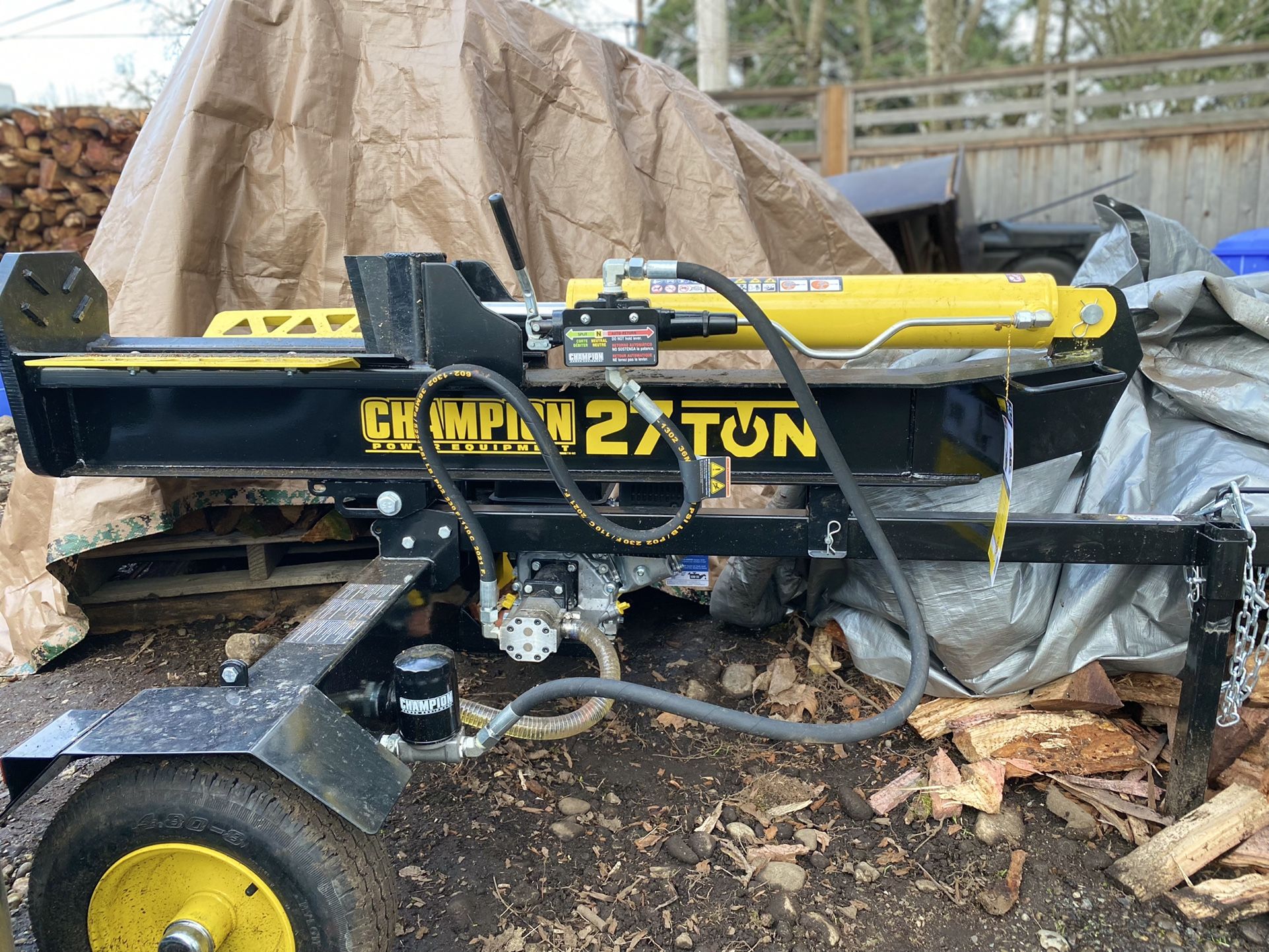 27 Ton Long Splitter Use By Day Or Week