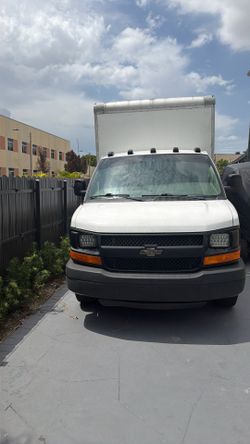 Box truck