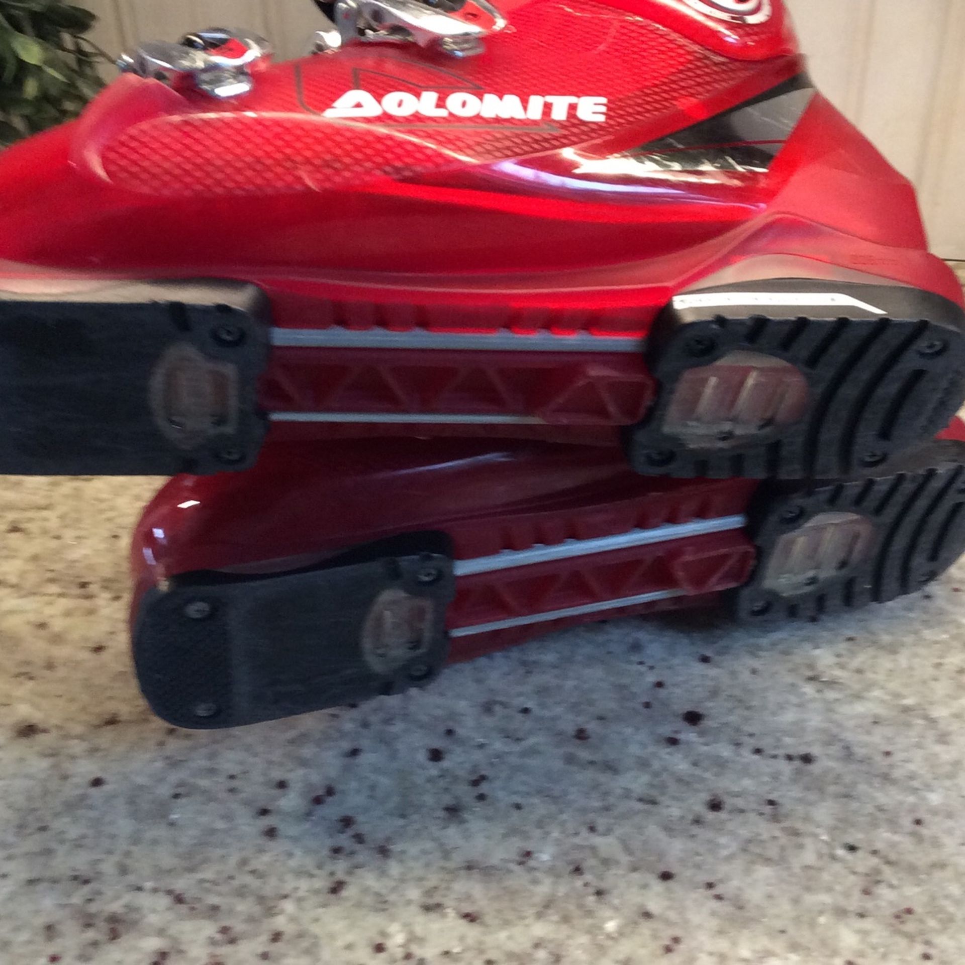 Dolomite Rage X12 Flex Index 100 Ski Boots - US Size Men's 8