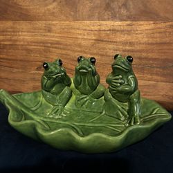 Three Frog Ceramic Pottery Dish Bird Bath FeederTrinket Dish Adorable Frog Figurine