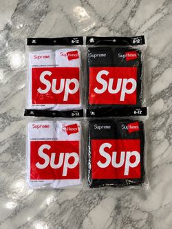 Supreme x Hanes Cushion Crew Socks 4-Pack