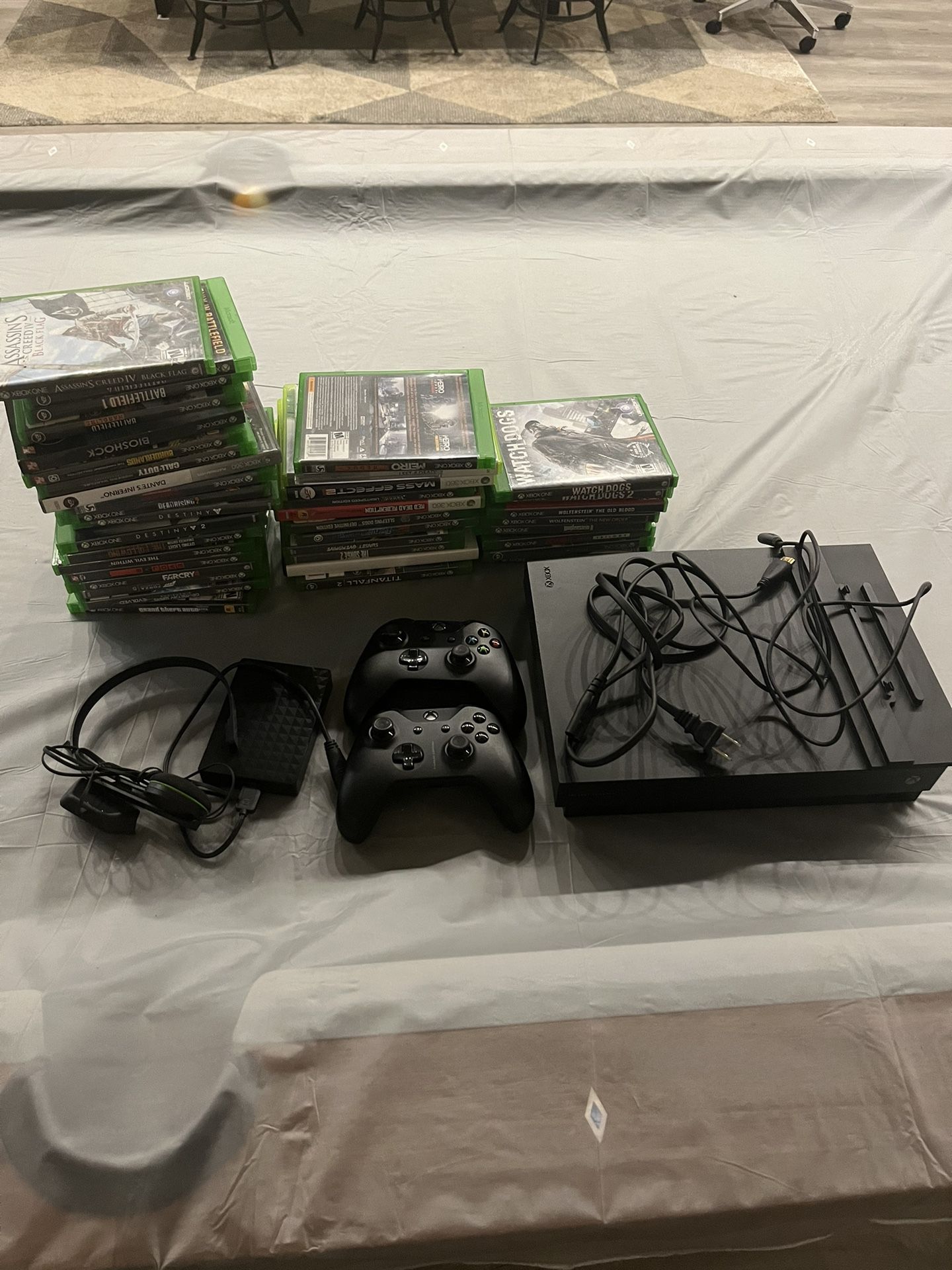 Xbox One X 1TB Project Scorpio Edition Bundle: $400