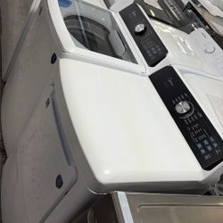 Midea Washer And Gas Dryer 