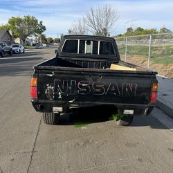 1984 Nissan 4x4 king cab