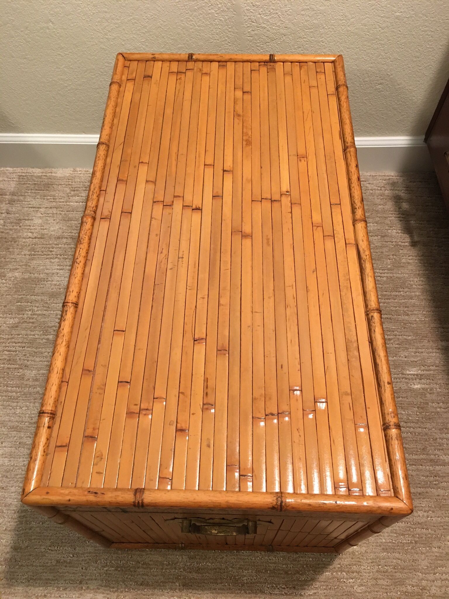 Vintage Bamboo Storage Trunk Coffee Table for Sale in Chula Vista, CA OfferUp