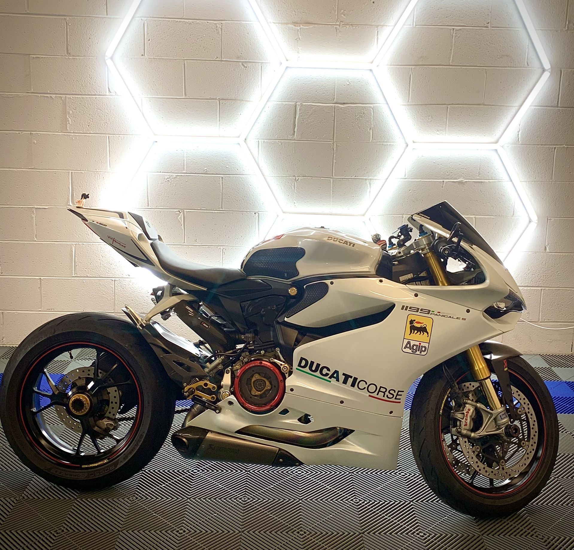 2013 Ducati 1199s ( Rare Color )
