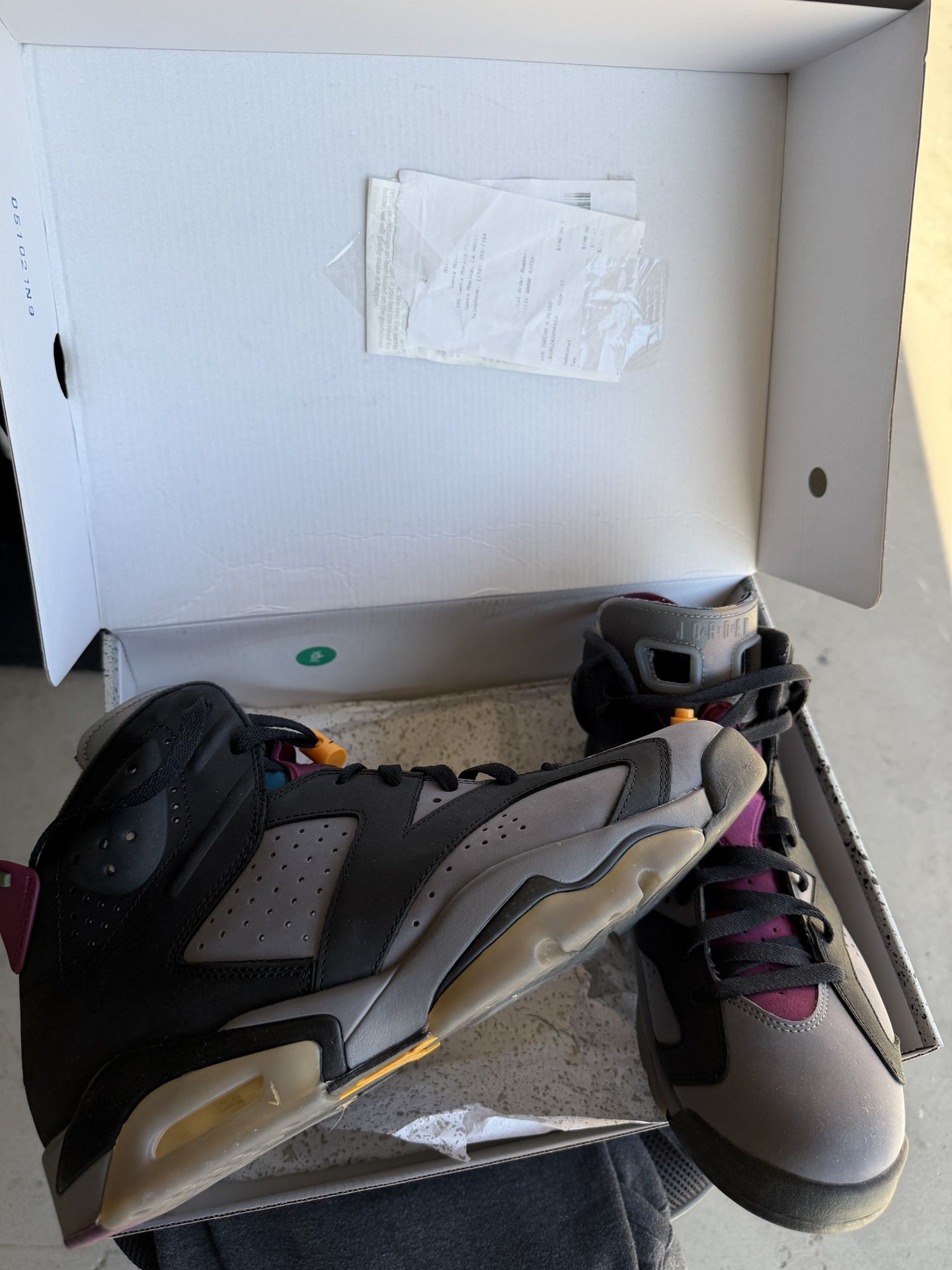 Jordan 6 Retro Bordeaux 11