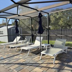 4 Patio Pool Chaise Lounge Chairs 