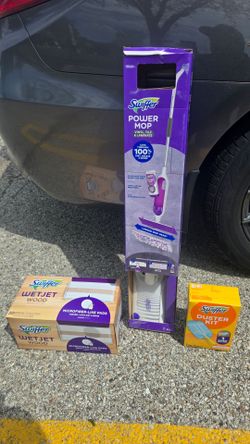 Swiffer
Power Mop Vinyl, Tile & Laminate Floor Starter Kit (1-Power Mop, 2-Pads, Cleaning Solution and Batteries)