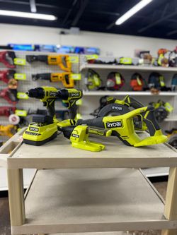 RYOBI ONE+ 18V 5-TOOL CORDLESS COMBO SET USED