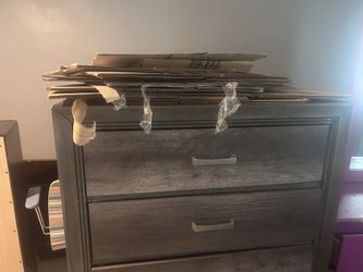 Two Like New Gray Bedroom Dressers