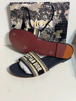 Dior women slides 9 10 11