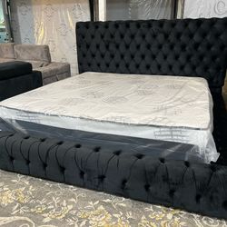 Dream Platform Black Velvet Bed Frame New In Box Queen-$419 King- $469