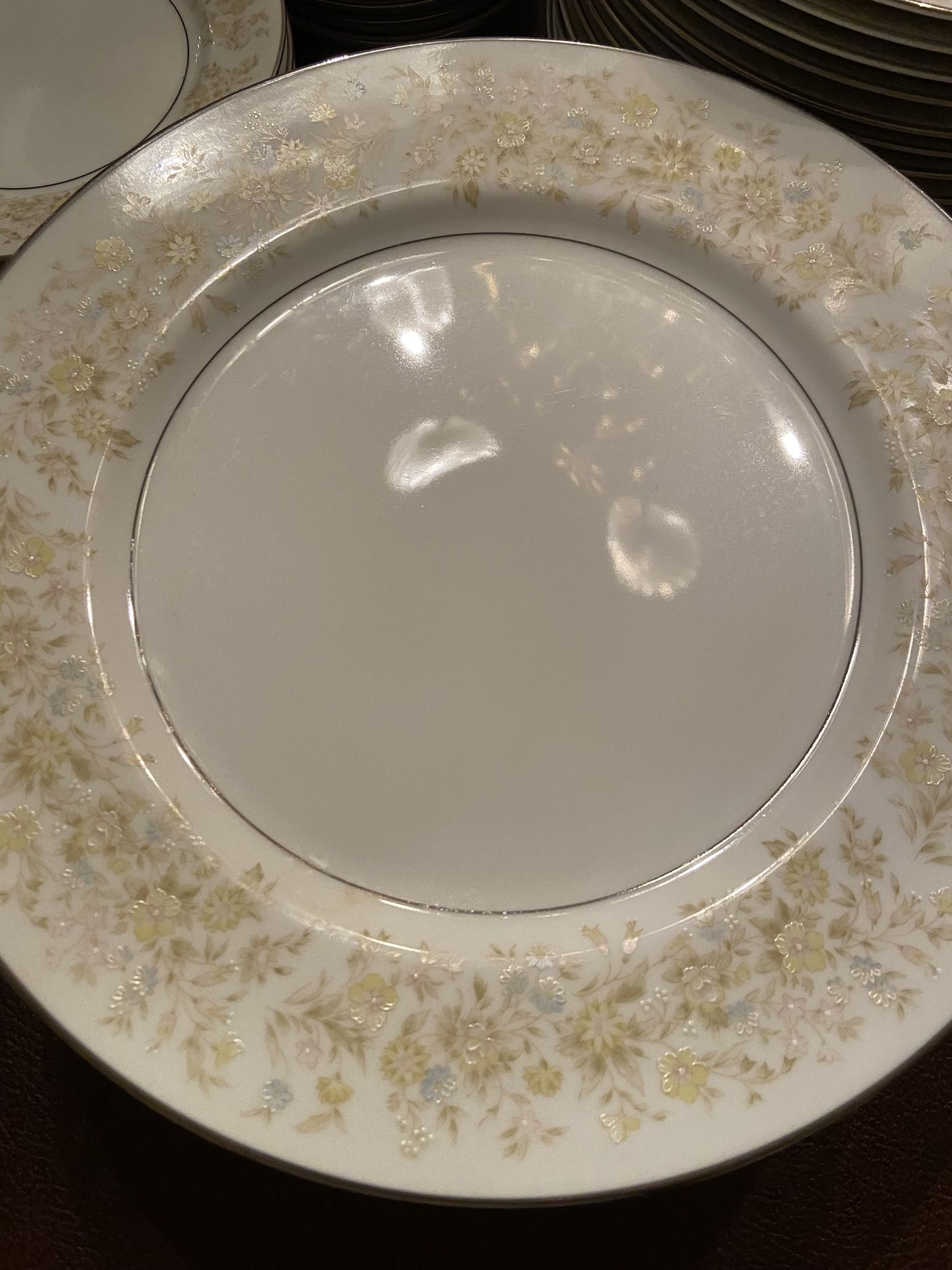 Vintage Royal Prestige 10 Piece China Set With Serving Pieces